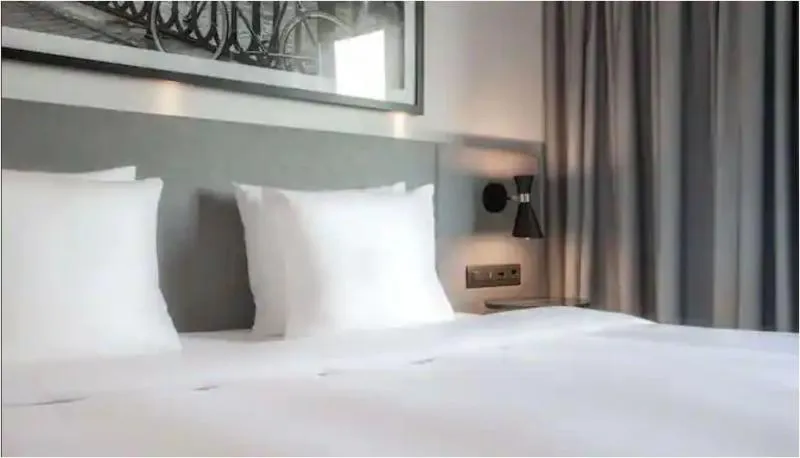 Room STANDARD Room, Radisson Hotel Nola Naples, Naples