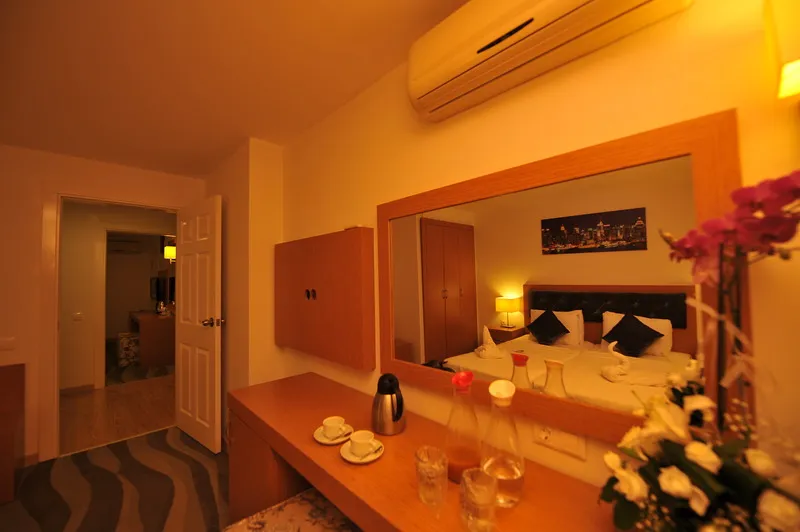 FAMILY ROOM SEA VIEW Room, Regna Hotel, Antalya