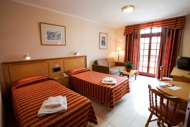 STUDIO CAPACITY 2 Room, Be Smart Florida Plaza, Tenerife
