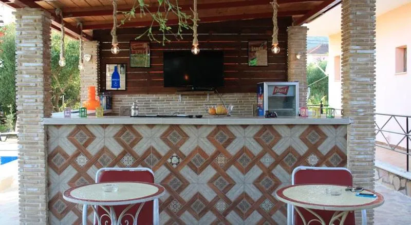 Bar, Evans Studios, Zante
