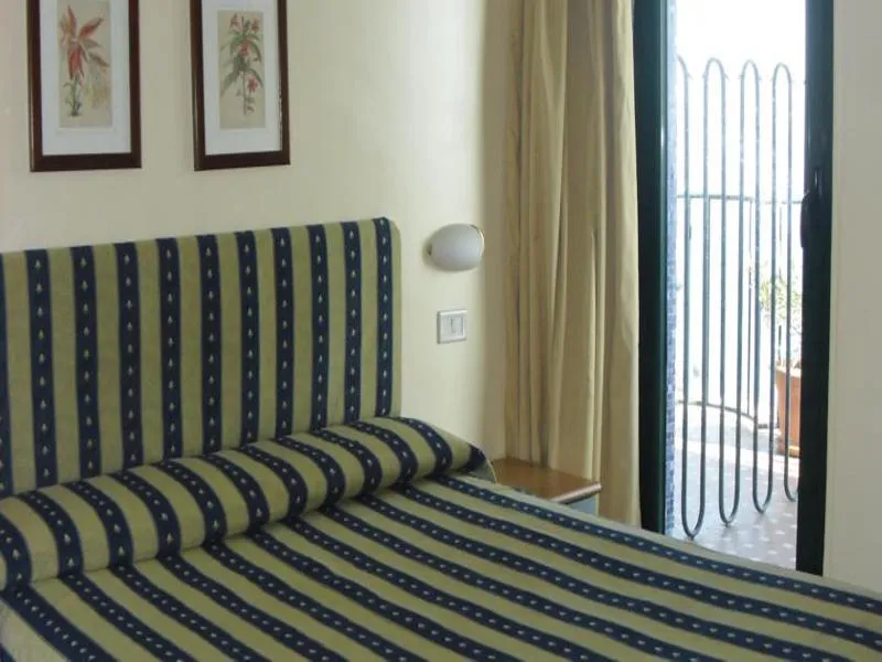 Double or Twin STANDARD Room, Eden Riviera, Catania