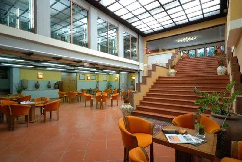 Lobby, Delta Florence, Florence