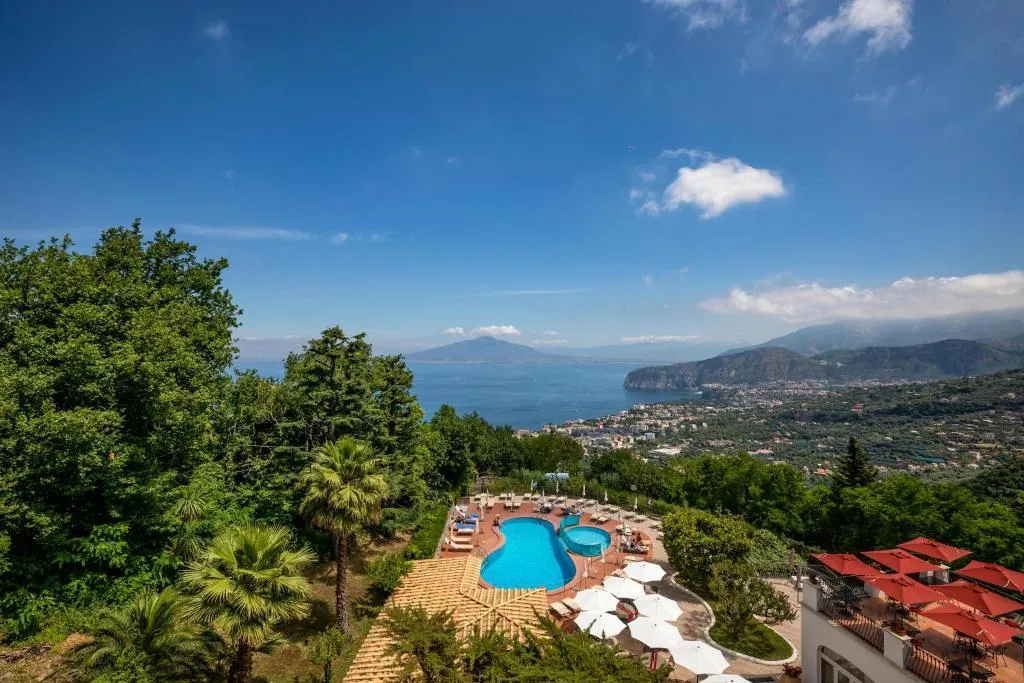 General view, Grand Hotel Hermitage, Naples