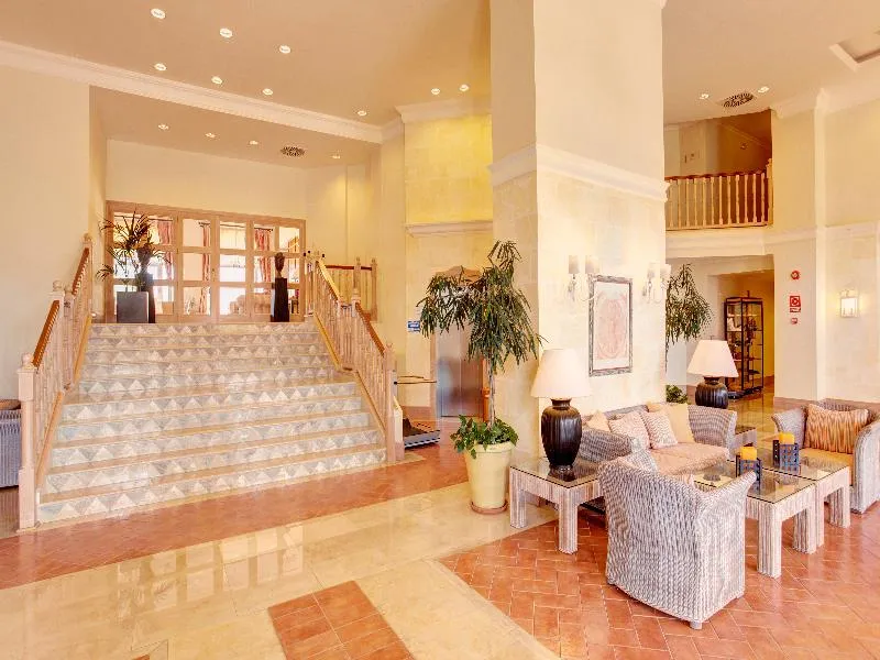 Lobby, Grupotel Macarella Suites & Spa, Menorca