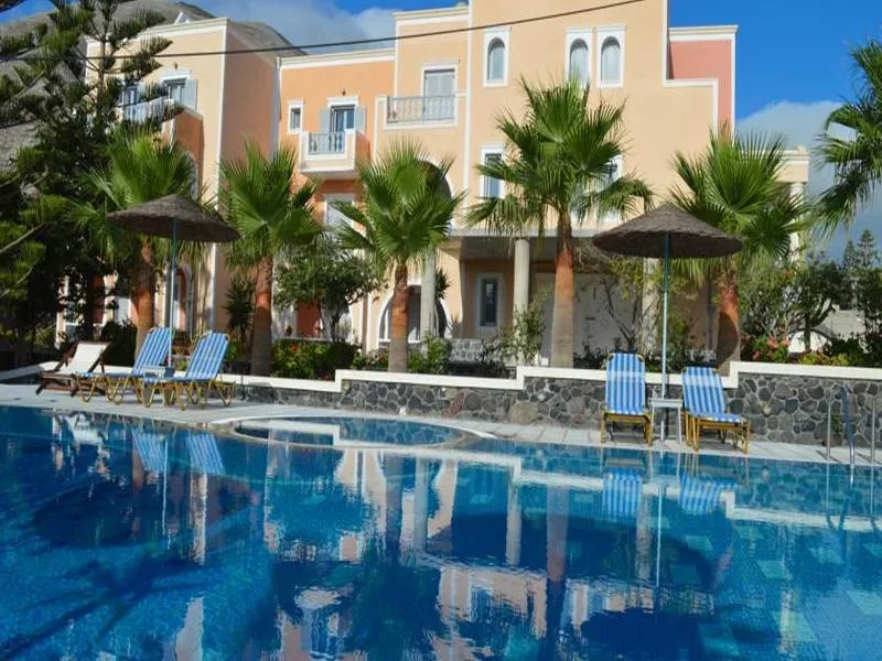 Pool, Castro, Santorini