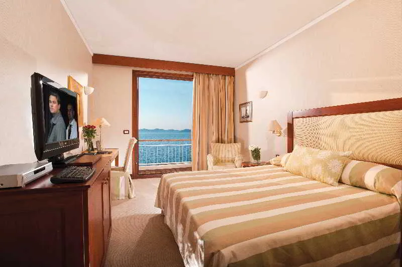 Room, Grand Resort Lagonissi, Athens