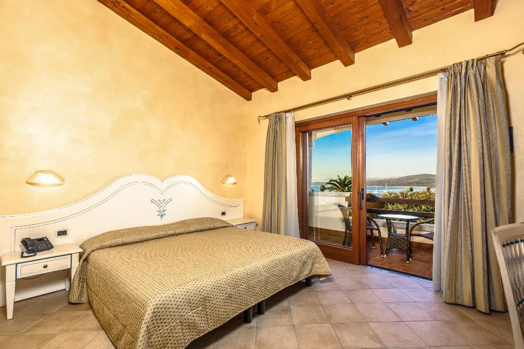 FAMILY ROOM SEA VIEW Room, Club Hotel Saraceno, Cagliari