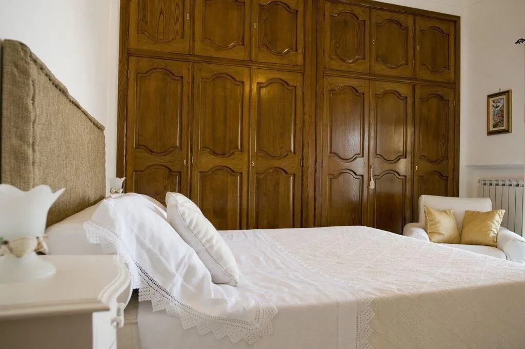 Room, Bed & Breakfast Mamma Rosa, Naples