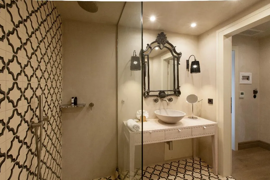 DOUBLE SUPERIOR Room, Alistos Hotel, Athens