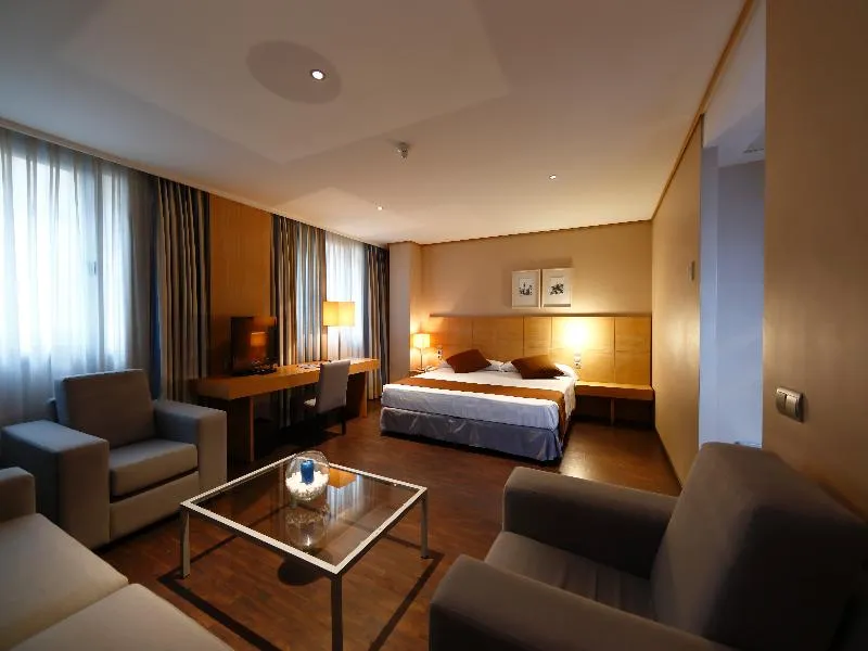 JUNIOR SUITE STANDARD Room, Eurohotel Castello, Valencia