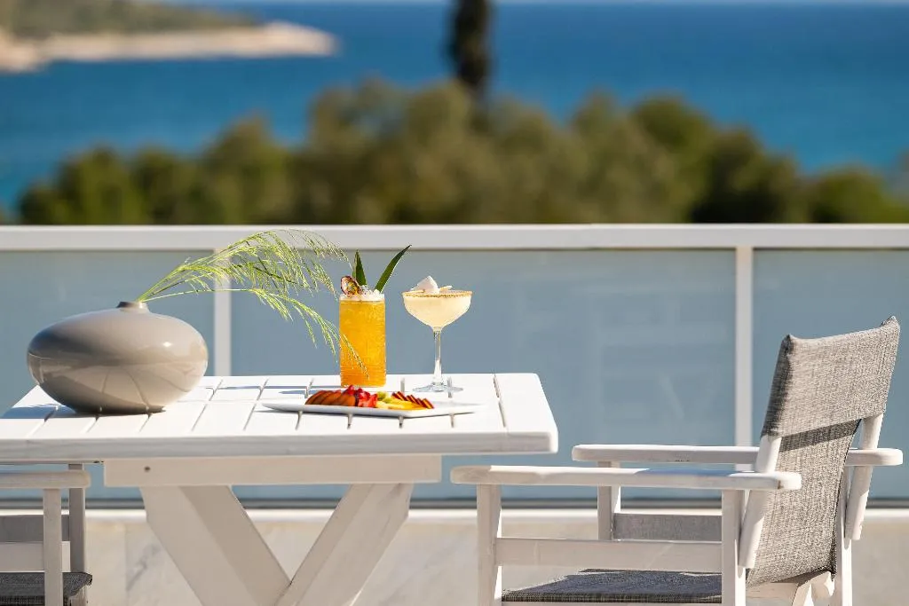 SUITE EXECUTIVE SEA VIEW Room, Athenian Riviera Hotel, Athens