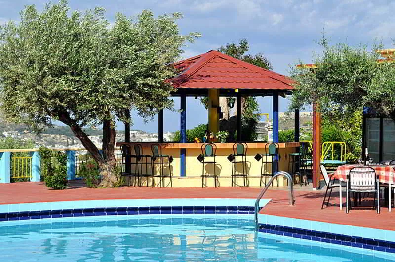 Bar, Karavos, Rhodes