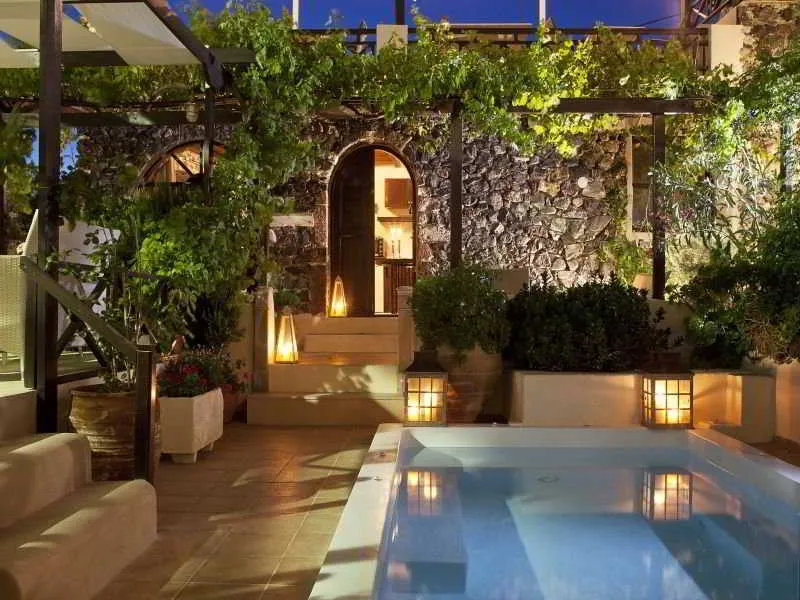Pool, Lava Suites & Lounge, Santorini