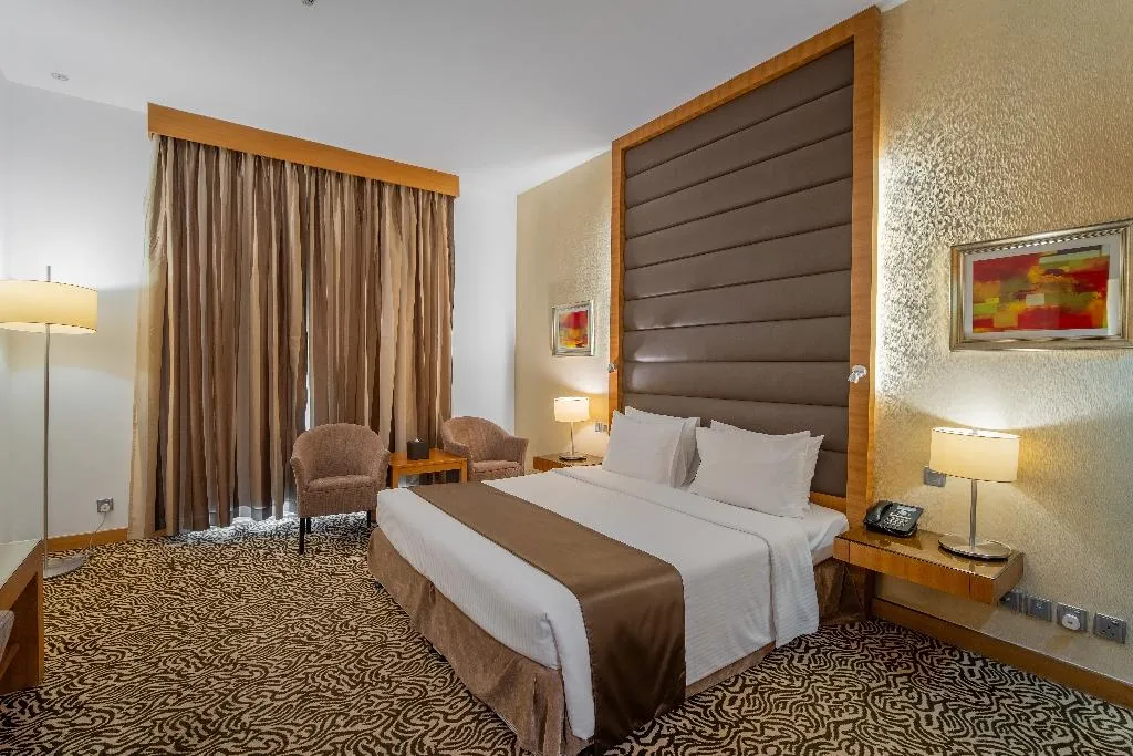 TWIN SUPERIOR LAGOON VIEW Room, Copthorne Hotel Sharjah, Dubai