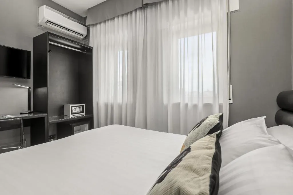 DOUBLE ECONOMY Room, Reggia Suite Spa Hotel, Naples