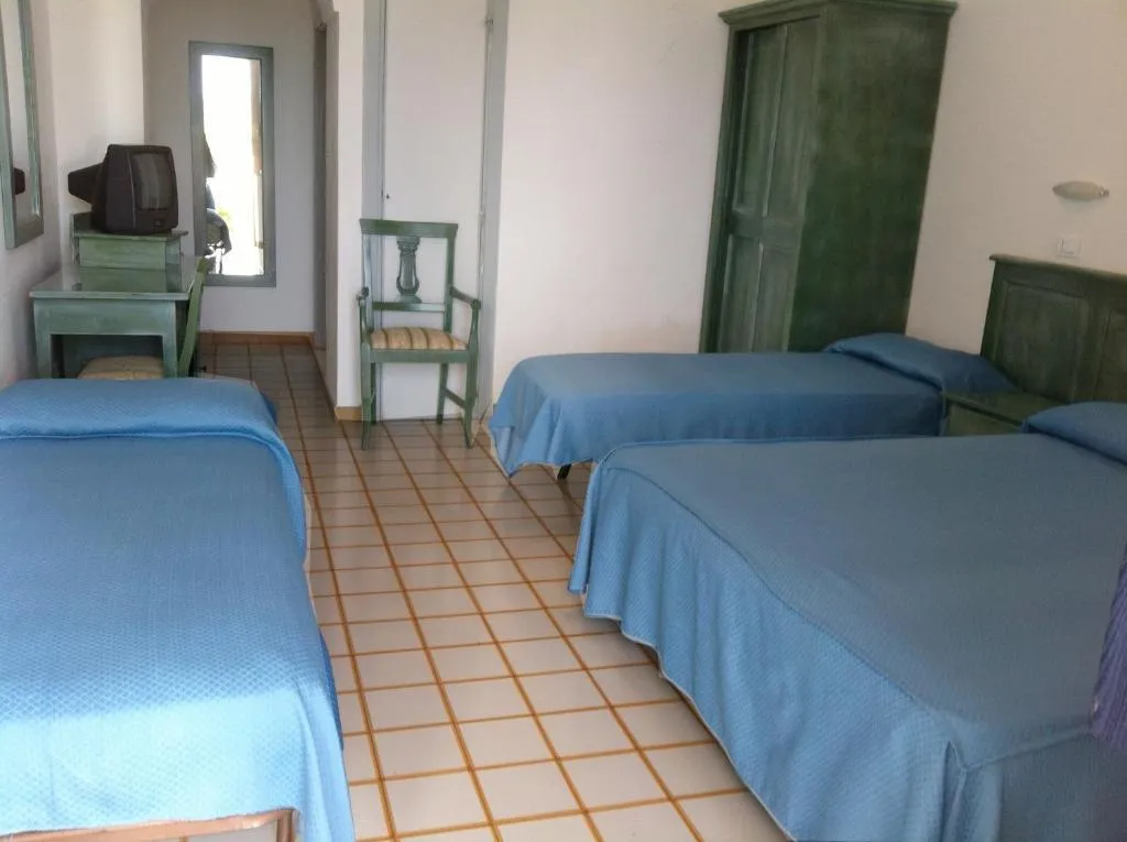 Room, Castiglione Village & Spa, Naples