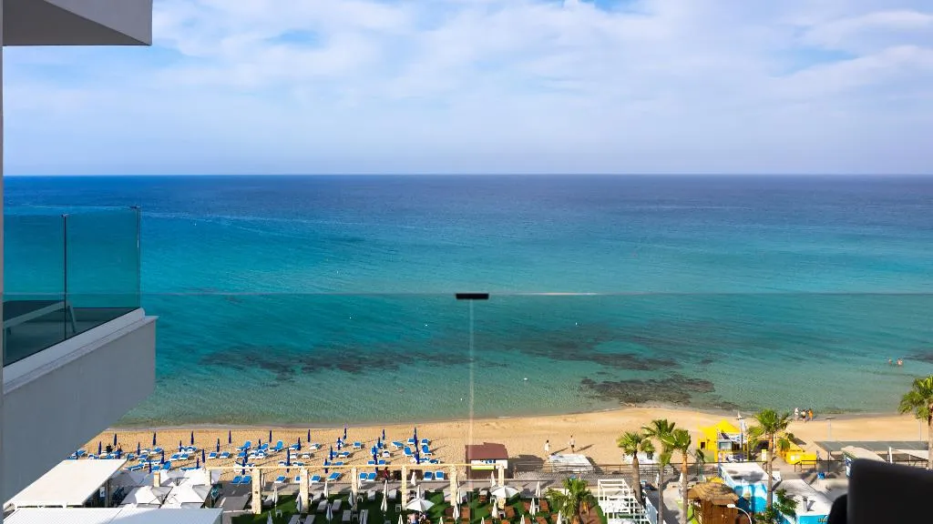 SUITE DELUXE SEA FRONT Room, Flamingo Paradise Beach Hotel (Adults Only), Cyprus