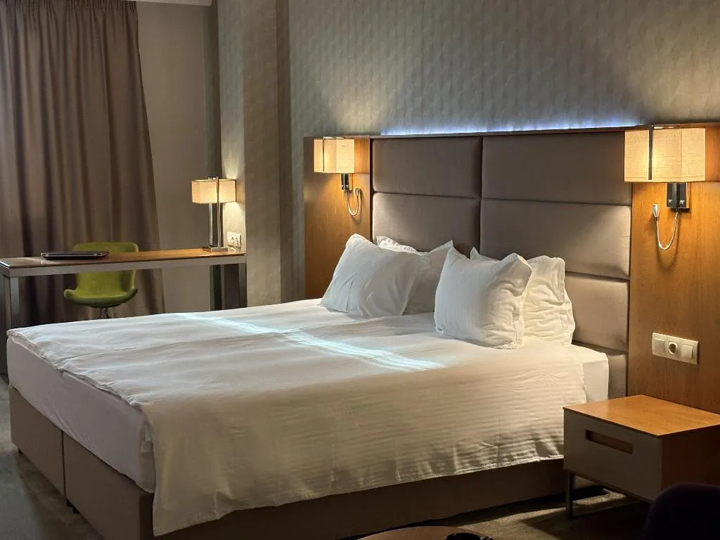 SINGLE EXECUTIVE Room, Golden Tulip Varna Hotel, Varna