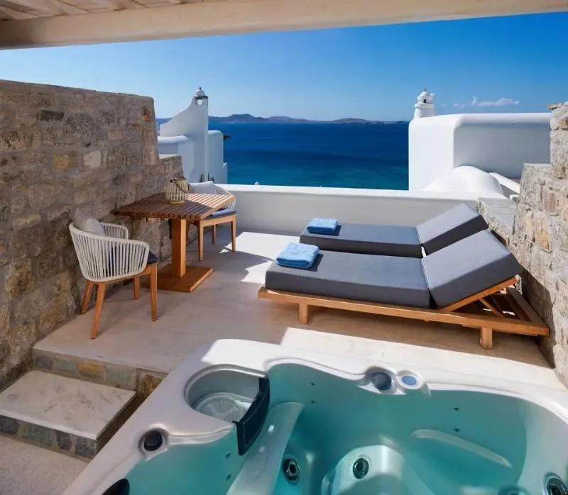 SINGLE WITH JACUZZI Room, Mykonos Grand Hotel & Resort, Mykonos