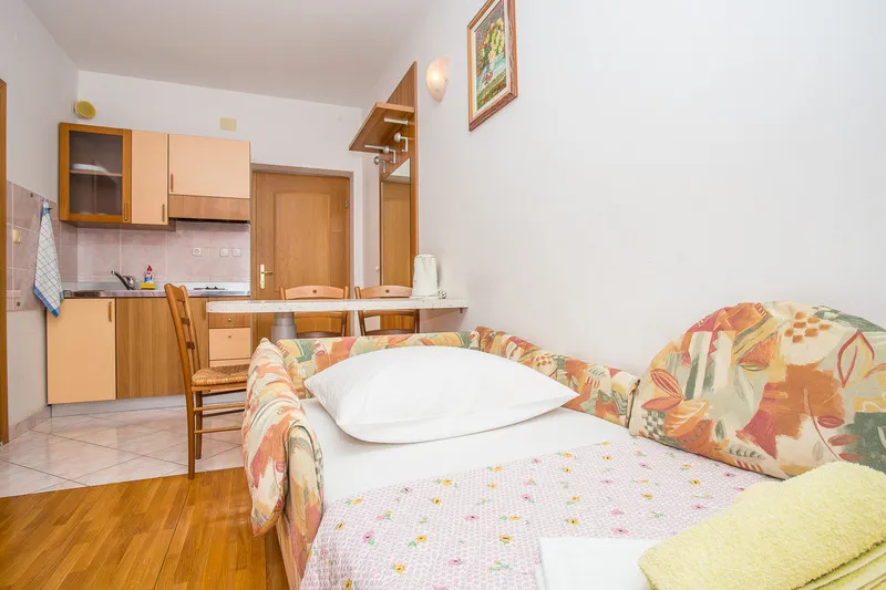 STUDIO CAPACITY 3 Room, Villa Jerkan, Split