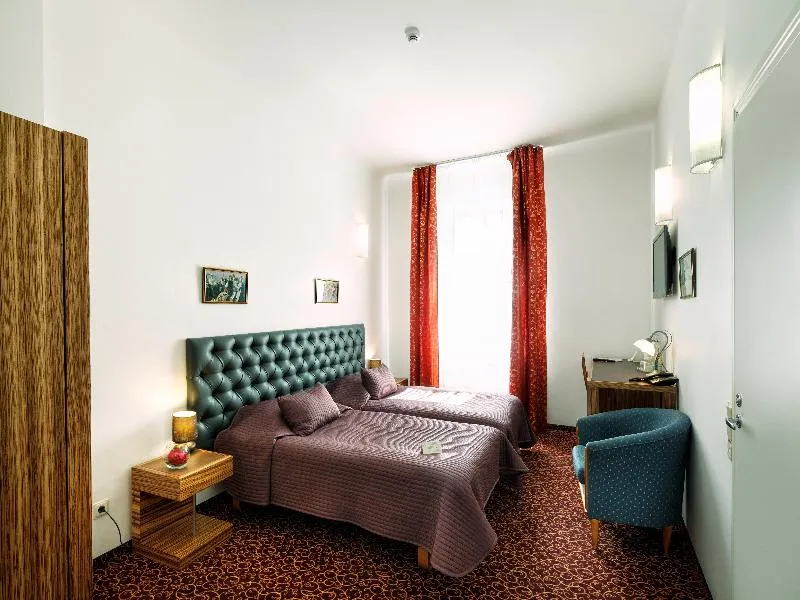 TWIN STANDARD Room, City Hotel Teater, Riga