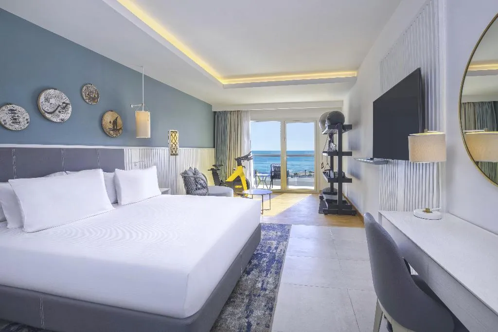 DOUBLE KING SIZE BED Room, Hilton Skanes Monastir Beach Resort, Tunisia