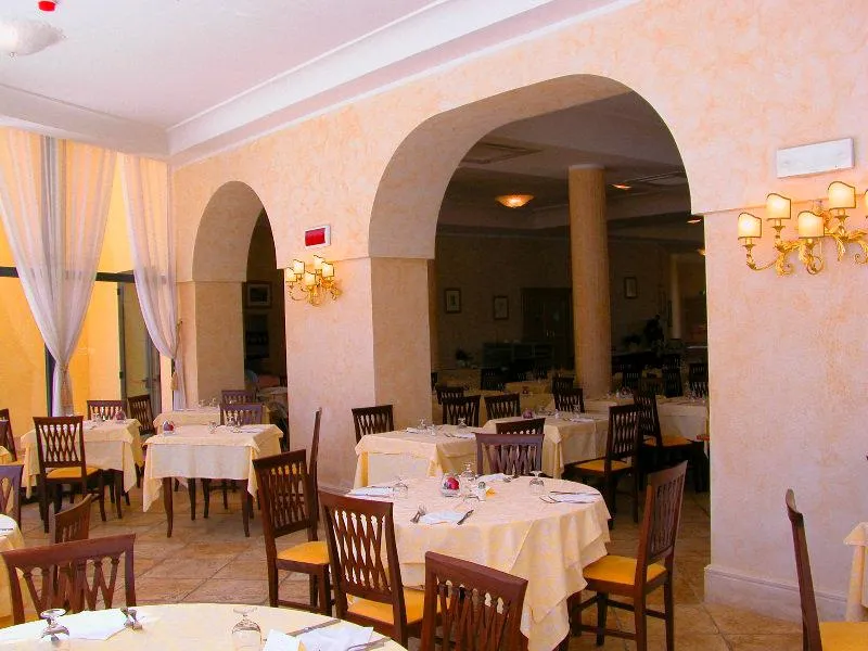 Restaurant, Club Esse Palmasera Resort, Olbia