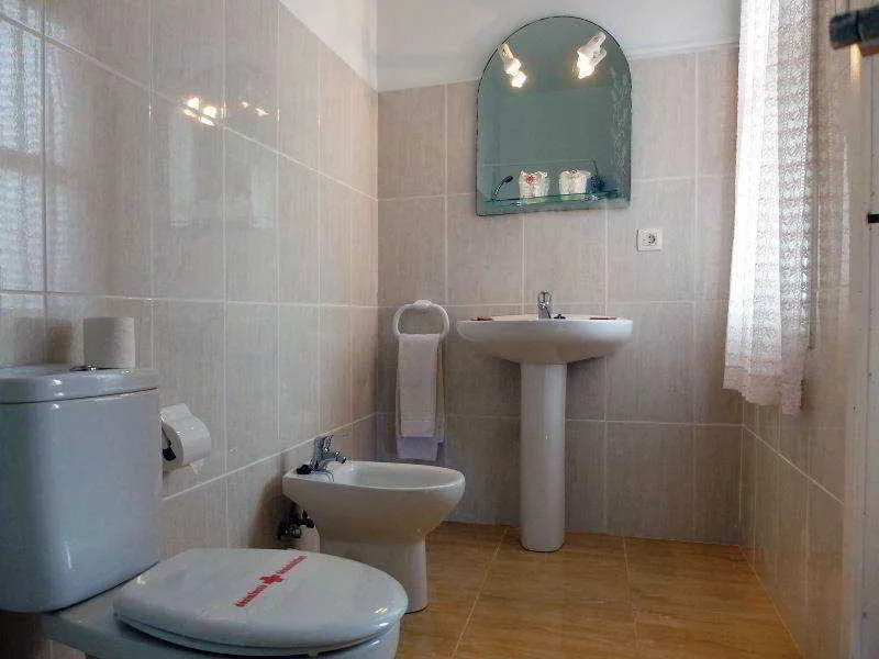Room, Maga, Tenerife