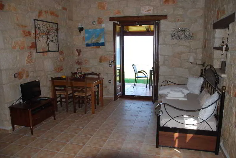 Room, Kavos Psarou Villas, Zante