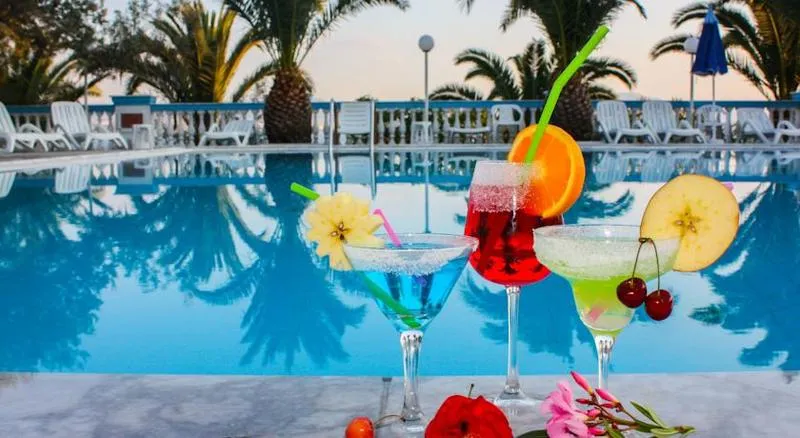 Pool, Pappas, Kalamata
