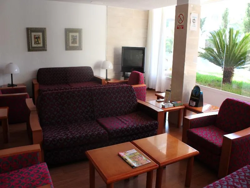 Lobby, O7 Alondra, Majorca