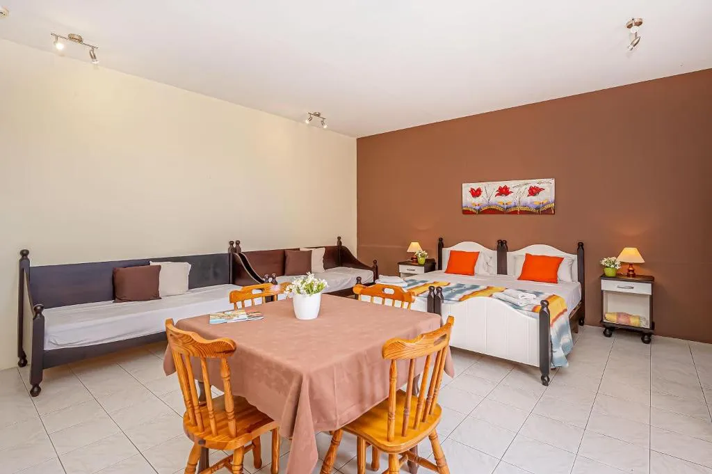 STUDIO STANDARD Room, Mariblu Guesthouse, Gozo
