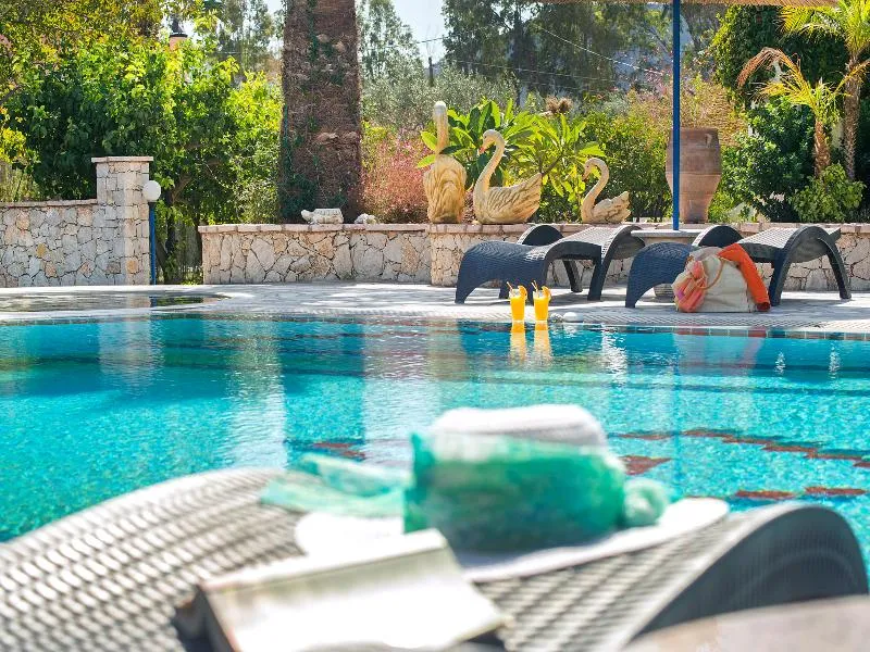 Pool, Elefteria Apts, Rhodes