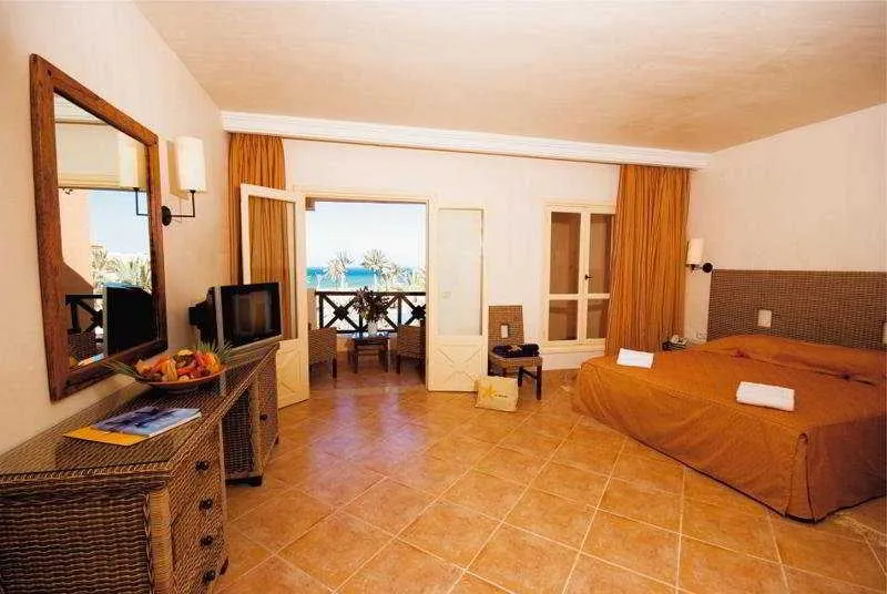 FAMILY ROOM STANDARD Room, Vincci Safira Palms, Tunisia