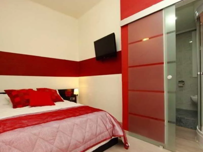 DOUBLE STANDARD Room, Hostal BruStar Gotic, Barcelona