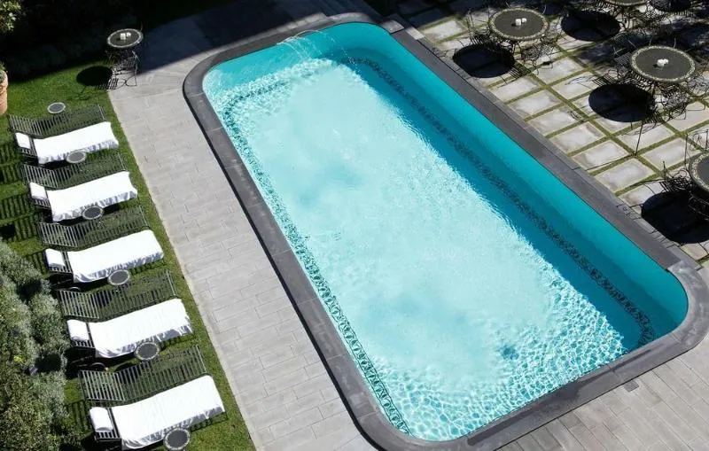 Pool, Palazzo Dama, Rome
