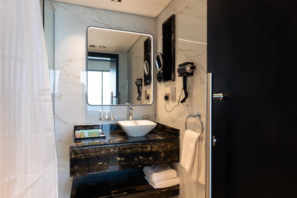 SUITE SEA VIEW Room, Palma Beach Resort & Spa, Dubai