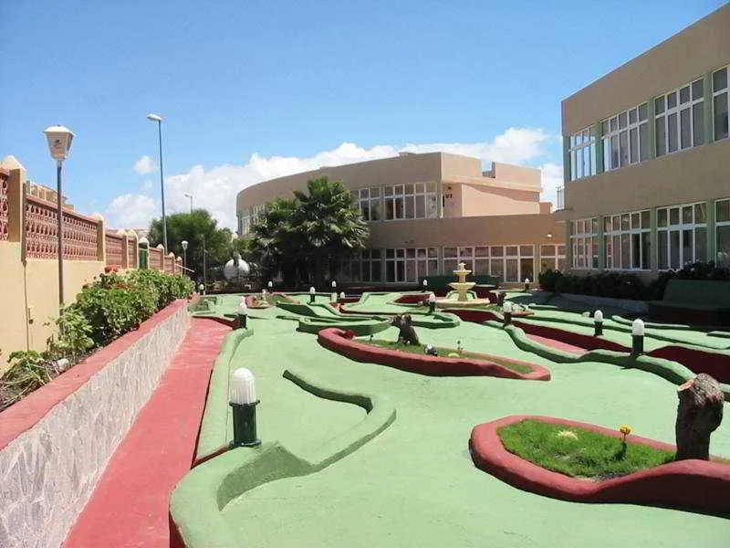 Sports and Entertainment, Morasol Atlantico, Fuerteventura