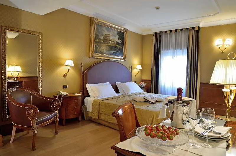 Room, Hotel Homs, Rome