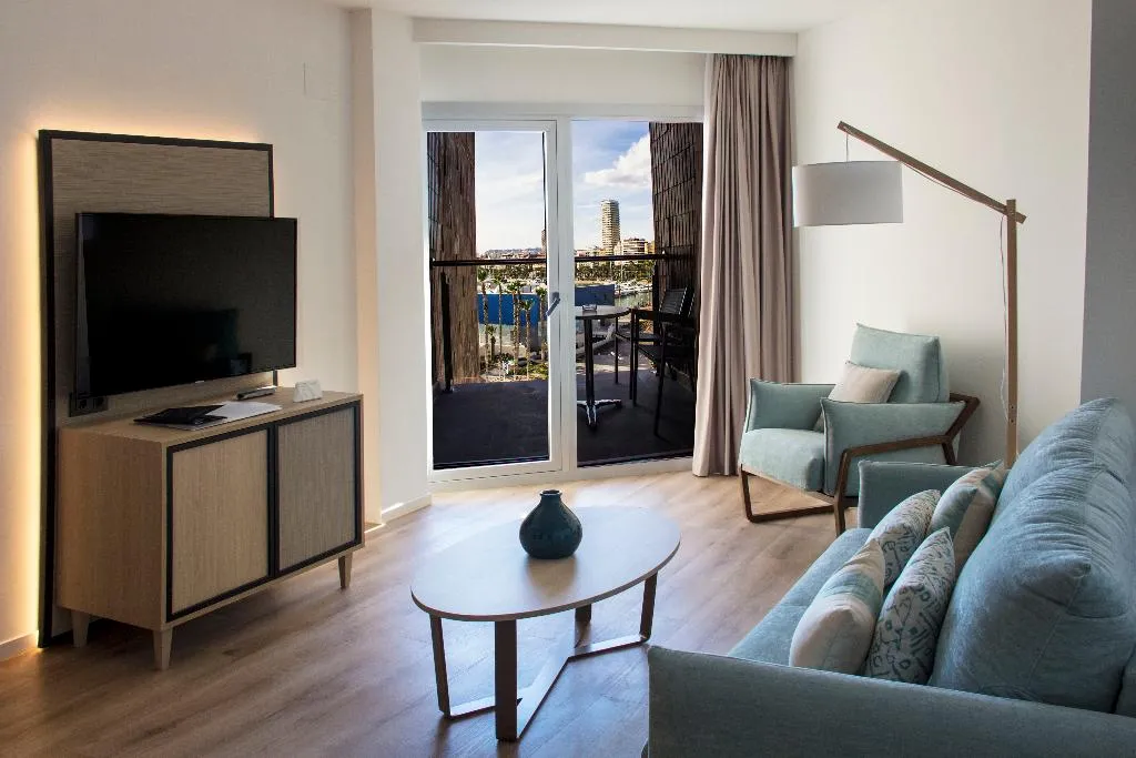 JUNIOR SUITE HARBOUR VIEW Room, Suit d M correct code to use 3695, Costa Blanca