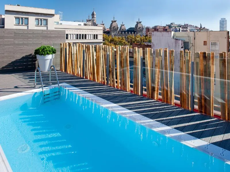 Pool, Catalonia Born, Barcelona