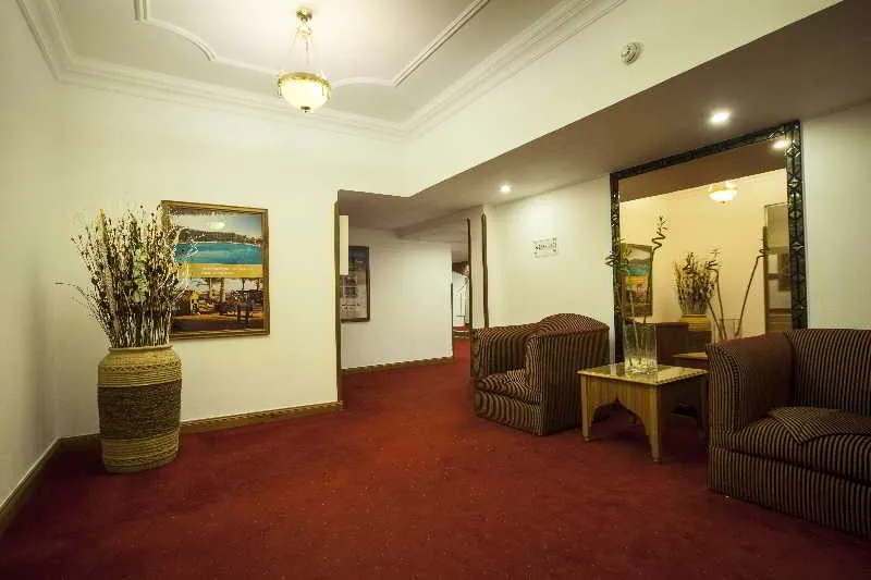 Room, Golden Tulip Flamenco Cairo, Cairo