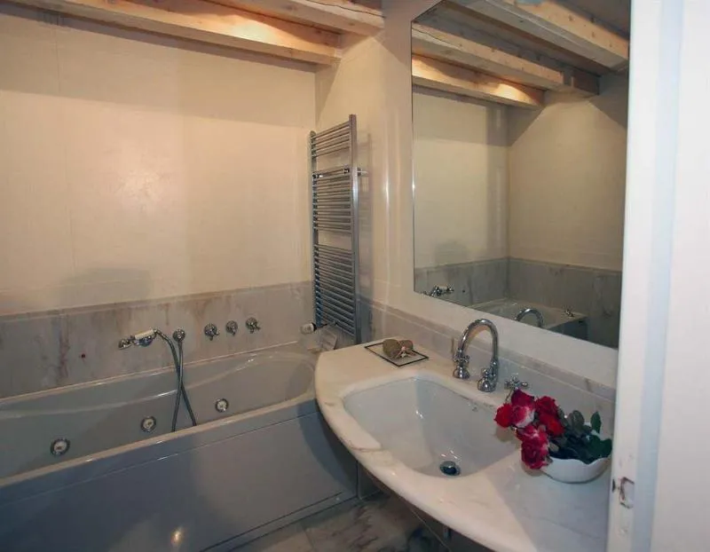 Room, Palazzo Contarini Della Porta Di Ferro Hotel, Venice