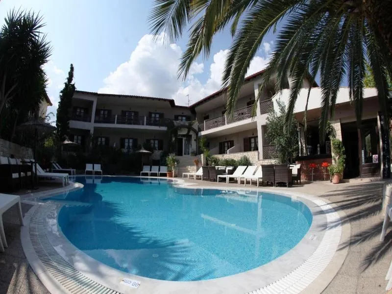 Pool, Stamos, Halkidiki