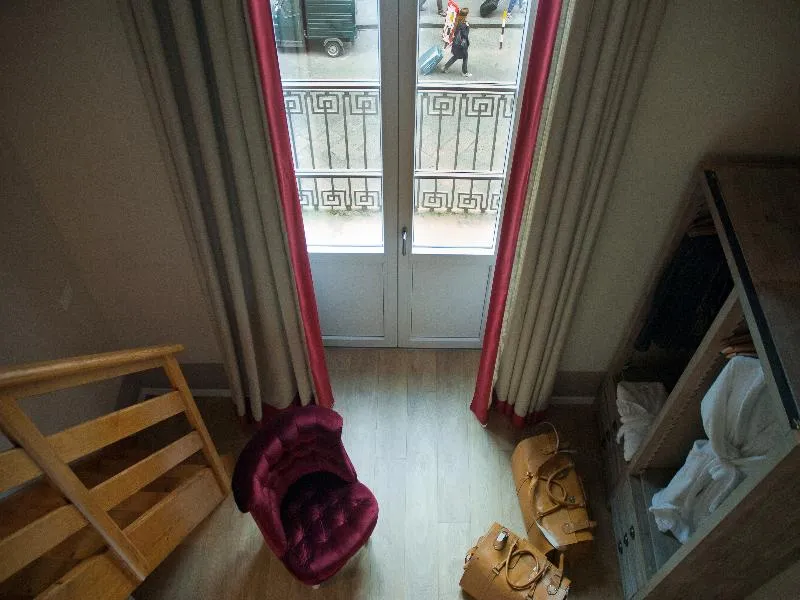 QUADRUPLE CITY VIEW Room, Black 5 Florence Suite, Florence