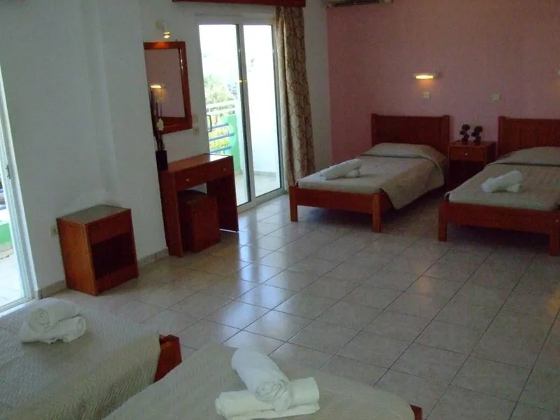 STUDIO CAPACITY 4 Room, Millenium Studios, Rhodes
