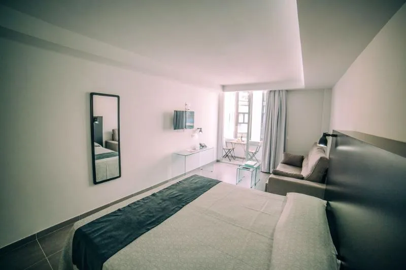 STUDIO WITH BALCONY Room, Mannix Urban Apartments, Gran Canaria
