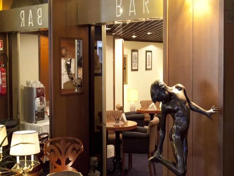 Bar, Royal Palace, Catania