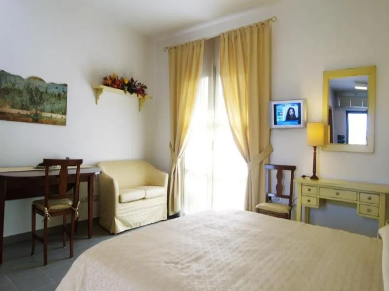 Room, Quadra Key Residence, Florence
