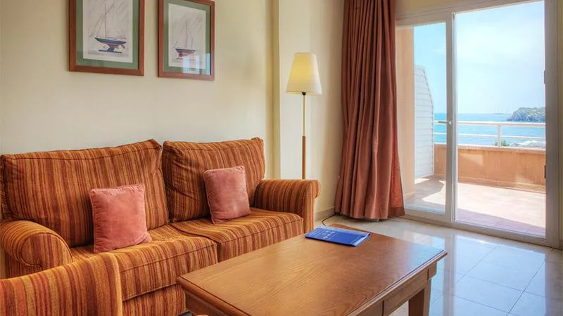 APARTMENT SEA VIEW Room, Hotel Sunway Playa Golf & Spa, Sitges, Costa Brava